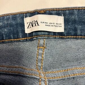 Zara jeans